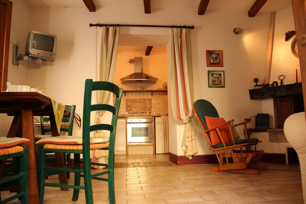 Apartmán Delizioso Trilocale In Centro Montemerano Pokoj fotografie